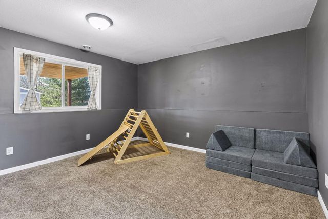 40248 Golden Way, North Branch, MN 55056