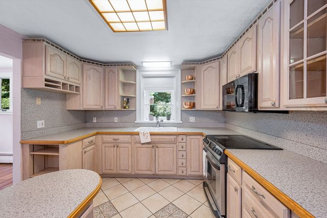 12 Wilton Drive, Wilmington, MA 01887
