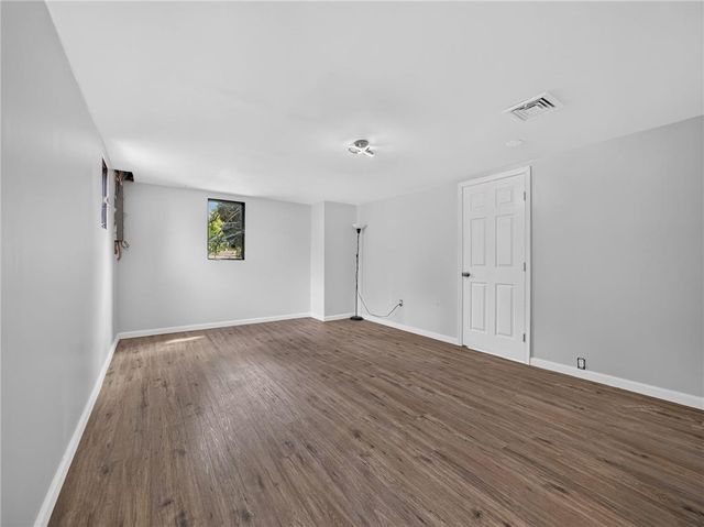 1234 South Lumber Street, Allentown City, PA 18103