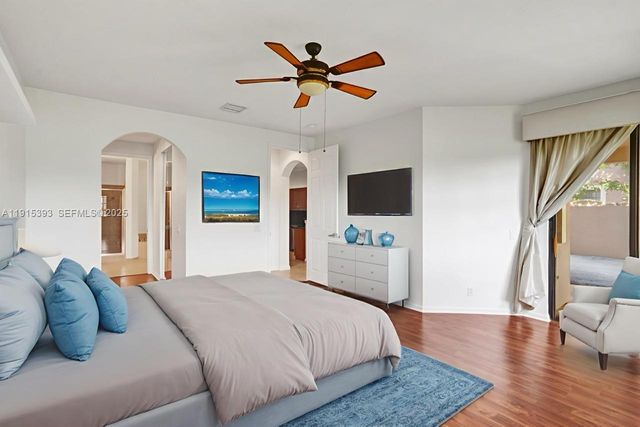 2757 Center Court Drive 1-20, Weston, FL 33332