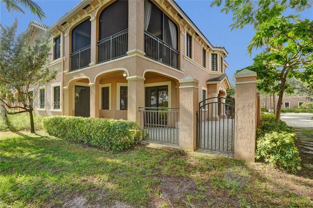 2757 Center Court Drive 1-20, Weston, FL 33332