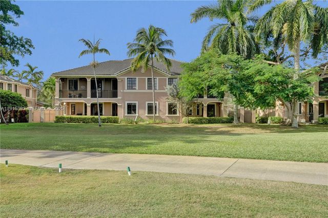 2757 Center Court Drive 1-20, Weston, FL 33332