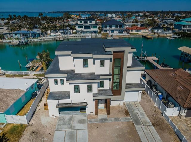 7981 2ND AVENUE S, St Petersburg, FL 33707