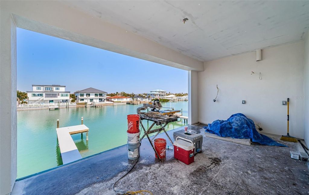 Image 11 of property listing at 7981 2ND AVENUE S, St Petersburg, FL 33707