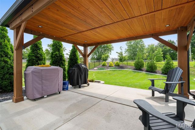 108 Prairie Wind Drive, Wentzville, MO 63385