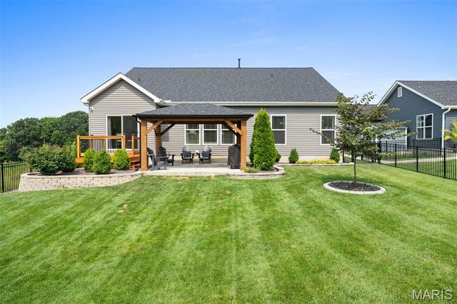 108 Prairie Wind Drive, Wentzville, MO 63385