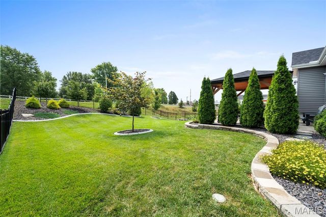 108 Prairie Wind Drive, Wentzville, MO 63385