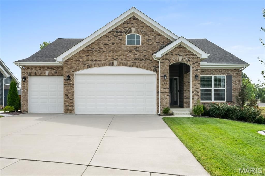 108 Prairie Wind Drive, Wentzville, MO 63385