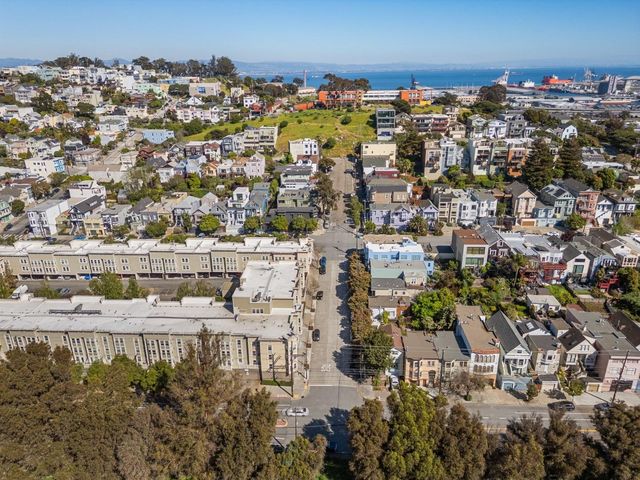 2250 24th Street 330, San Francisco, CA 94107