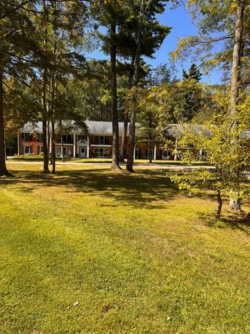 100 Kennedy Dr Apt 59, South Burlington, VT 05403