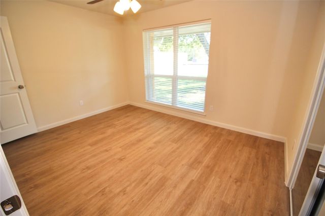 409 Morningside Drive, Friendswood, TX 77546