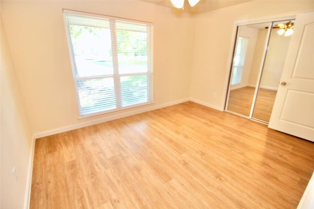409 Morningside Drive, Friendswood, TX 77546
