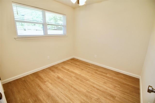 409 Morningside Drive, Friendswood, TX 77546