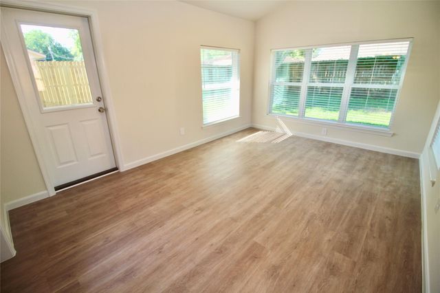 409 Morningside Drive, Friendswood, TX 77546