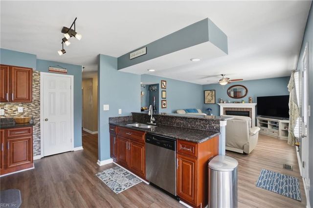 3721 Lilac DR, Portsmouth, VA 23703