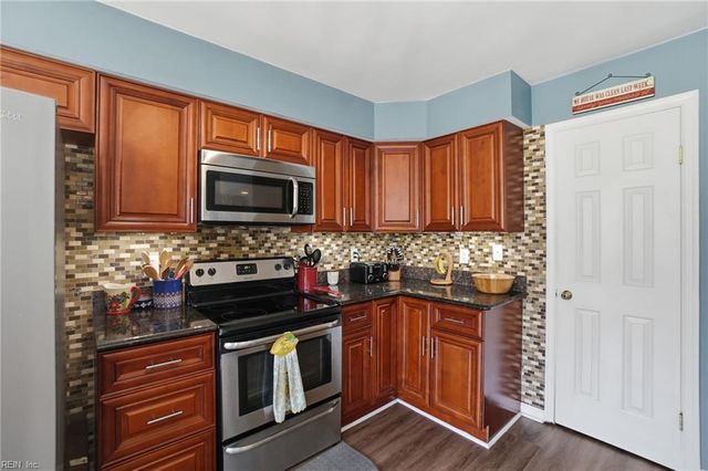 3721 Lilac DR, Portsmouth, VA 23703