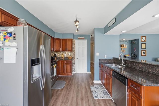 3721 Lilac DR, Portsmouth, VA 23703