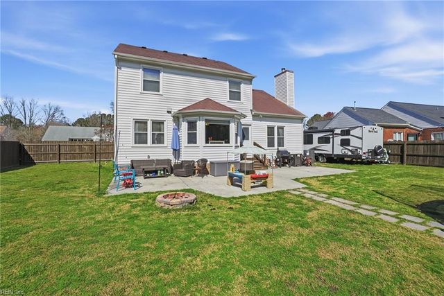 3721 Lilac DR, Portsmouth, VA 23703