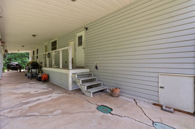 9547 County Rd 346, Terrell, TX 75161