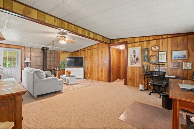 9547 County Rd 346, Terrell, TX 75161