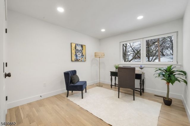 860 Lakeside Dr, Rahway City, NJ 07065