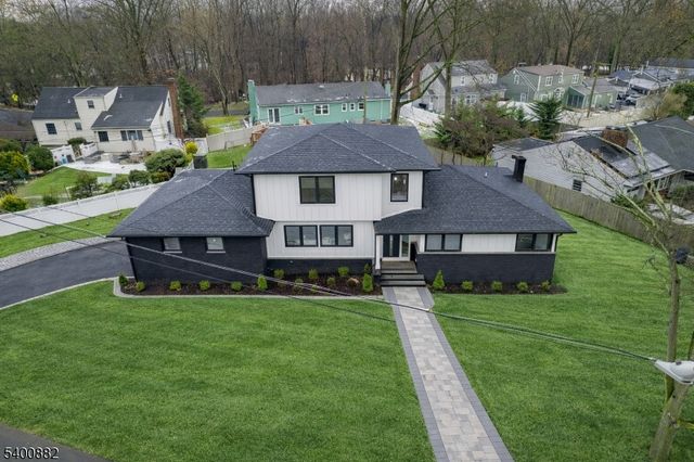 860 Lakeside Dr, Rahway City, NJ 07065