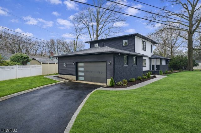 860 Lakeside Dr, Rahway City, NJ 07065