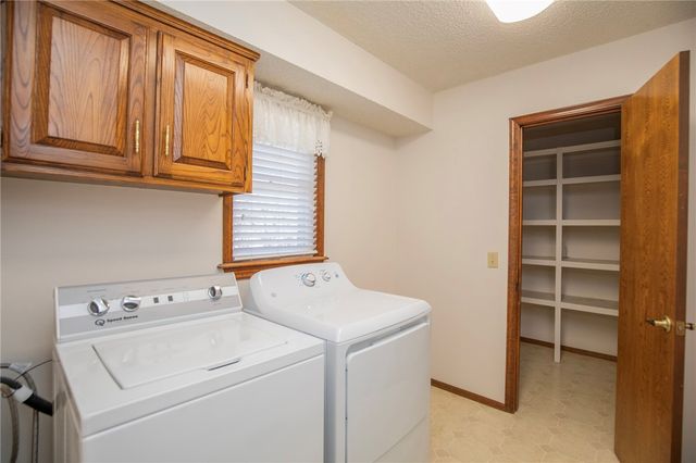 12 Deddington Drive, Bella Vista, AR 72714