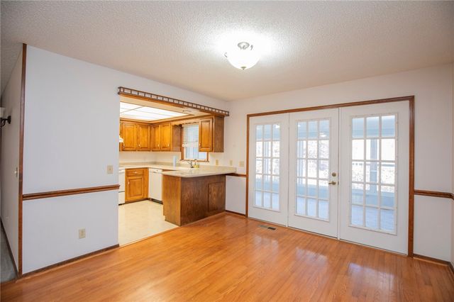 12 Deddington Drive, Bella Vista, AR 72714