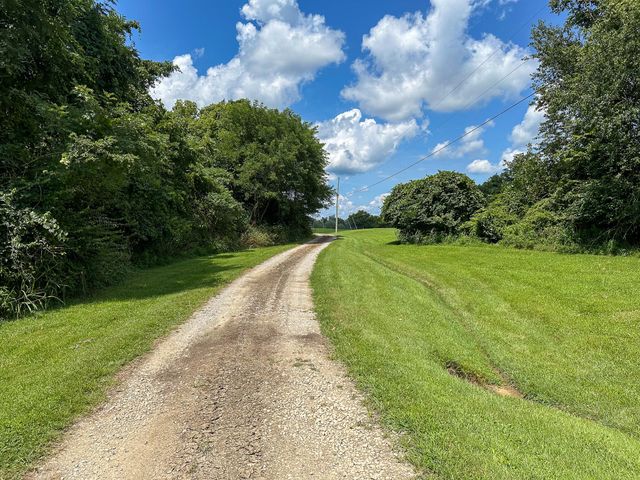 452 Heaven Lane, Sharpsburg, KY 40374