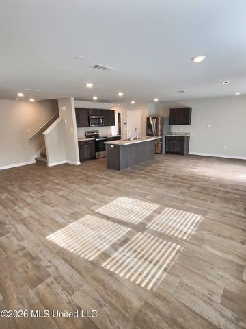 2008 Napoleon Street, Ocean Springs, MS 39564