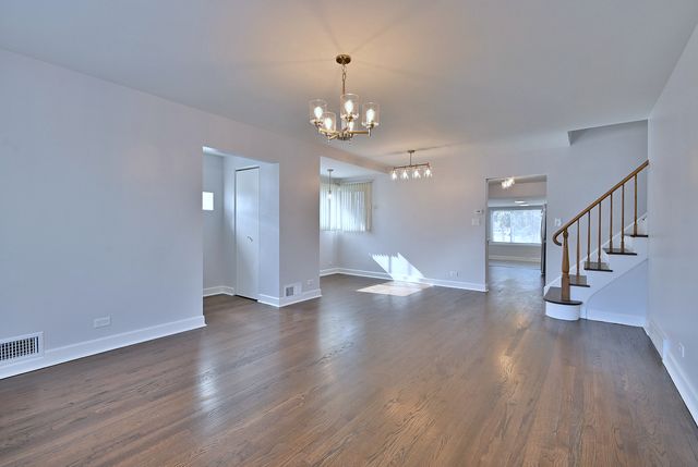 7142 N Keating Avenue, Lincolnwood, IL 60712
