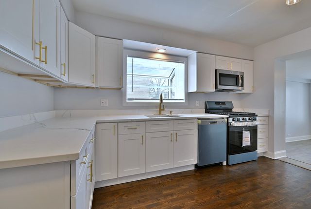 7142 N Keating Avenue, Lincolnwood, IL 60712
