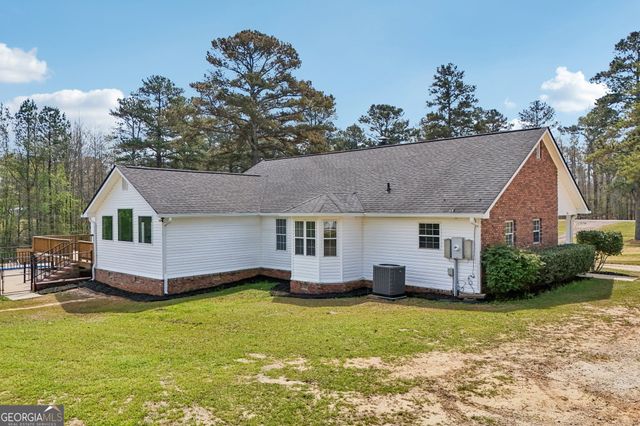 9902 Highway 16, Senoia, GA 30276