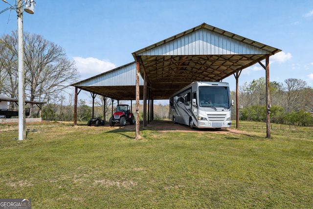 9902 Highway 16, Senoia, GA 30276