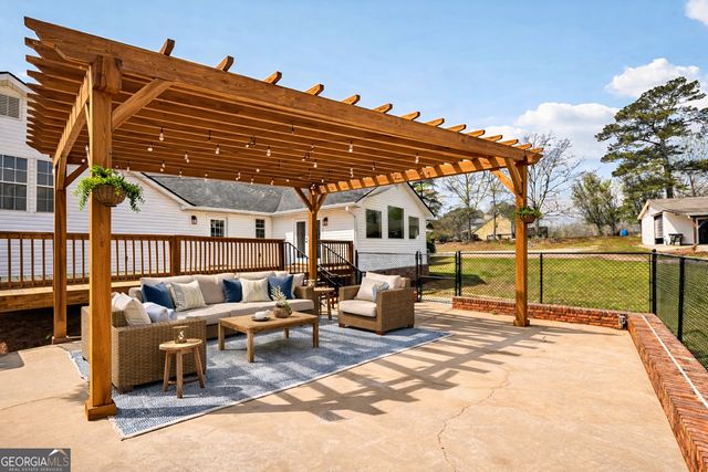 9902 Highway 16, Senoia, GA 30276