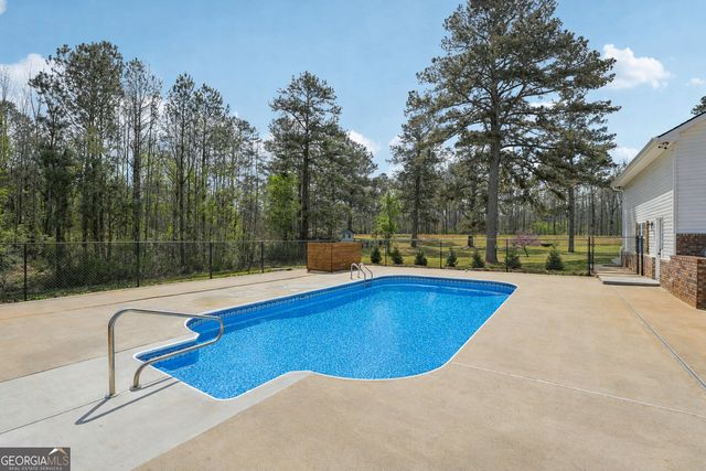 9902 Highway 16, Senoia, GA 30276