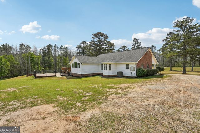 9902 Highway 16, Senoia, GA 30276