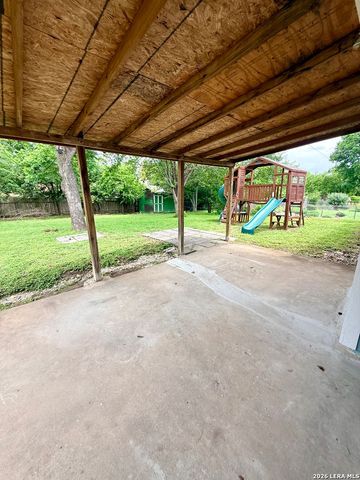 7119 FOREST MONT ST, San Antonio, TX 78240