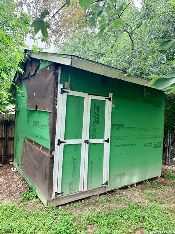 7119 FOREST MONT ST, San Antonio, TX 78240