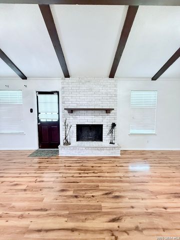 7119 FOREST MONT ST, San Antonio, TX 78240
