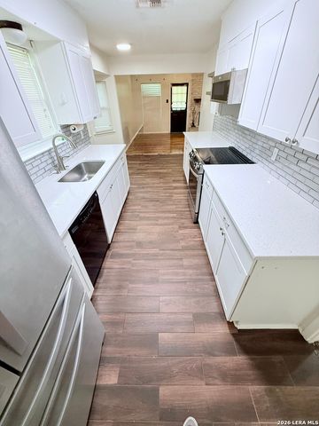 7119 FOREST MONT ST, San Antonio, TX 78240