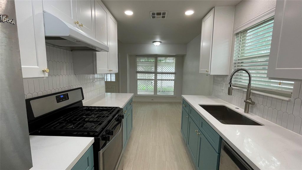 12600 Rampart ST, Austin, TX 78727