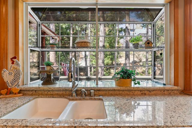 783 Crown Drive, Lake Arrowhead, CA 92352