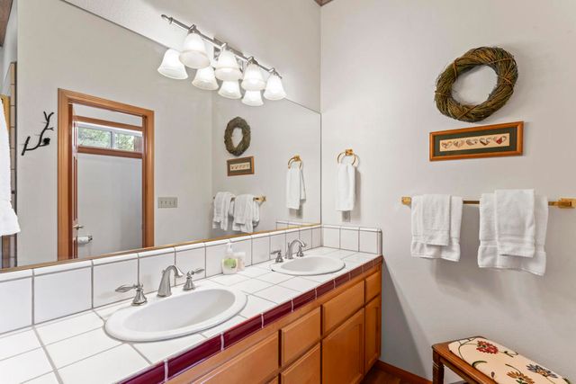 783 Crown Drive, Lake Arrowhead, CA 92352