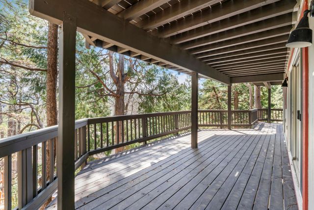 783 Crown Drive, Lake Arrowhead, CA 92352