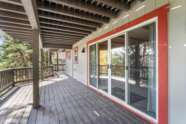 783 Crown Drive, Lake Arrowhead, CA 92352