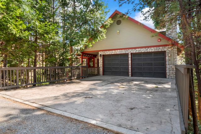 783 Crown Drive, Lake Arrowhead, CA 92352