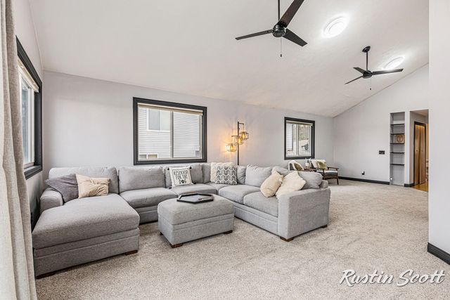 7229 Bordeau Drive Ne, Grattan Twp, MI 48809