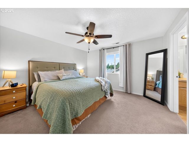 228 E 12TH St, Lafayette, OR 97127